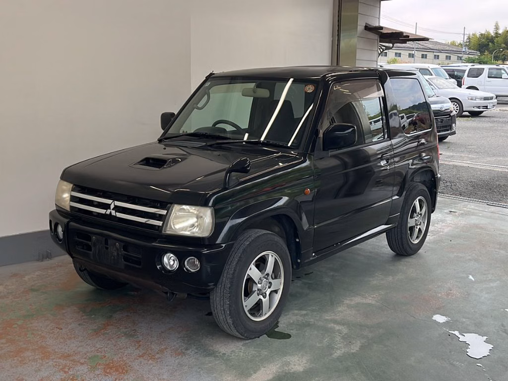 MITSUBISHI PAJERO MINI