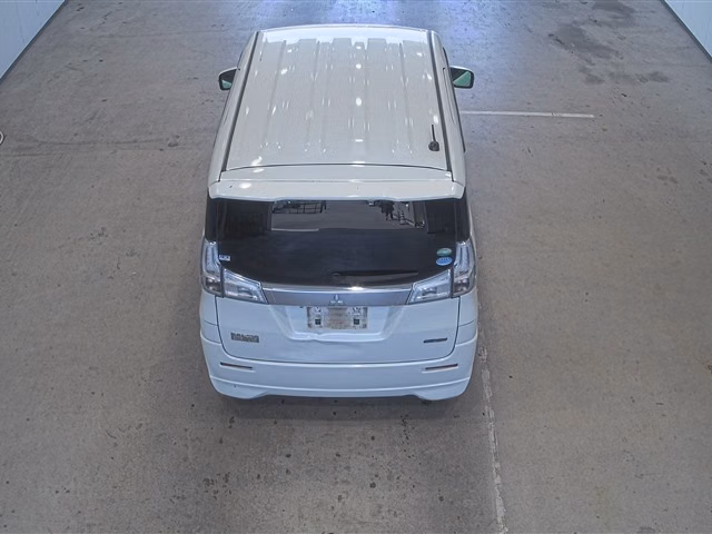 MITSUBISHI DELICA D:2