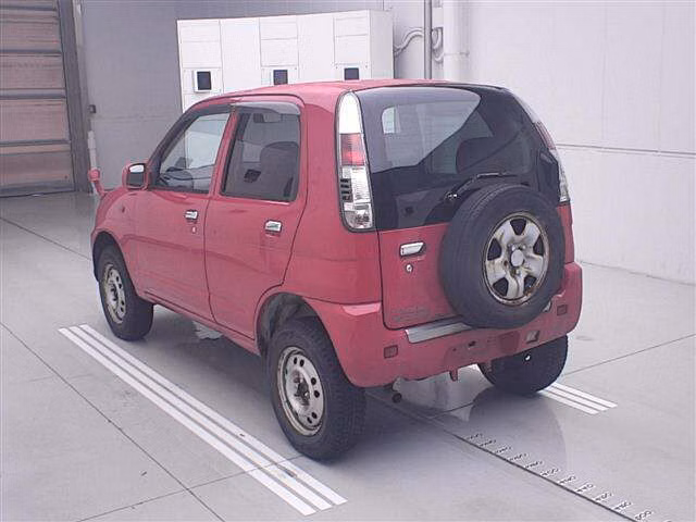 DAIHATSU TERIOS KID