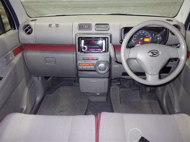 DAIHATSU MOVE CONTE