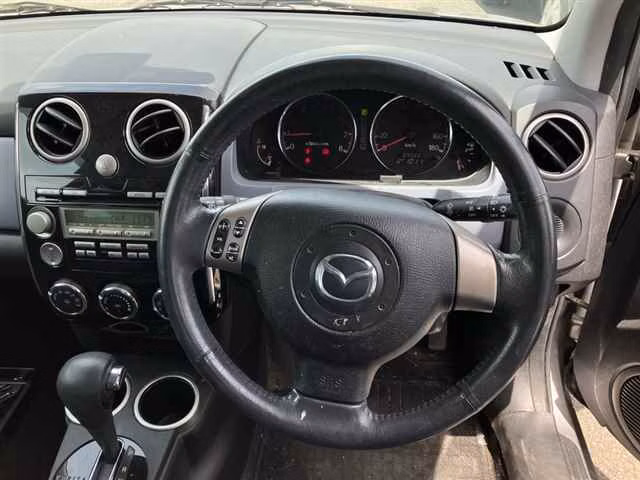 MAZDA VERISA