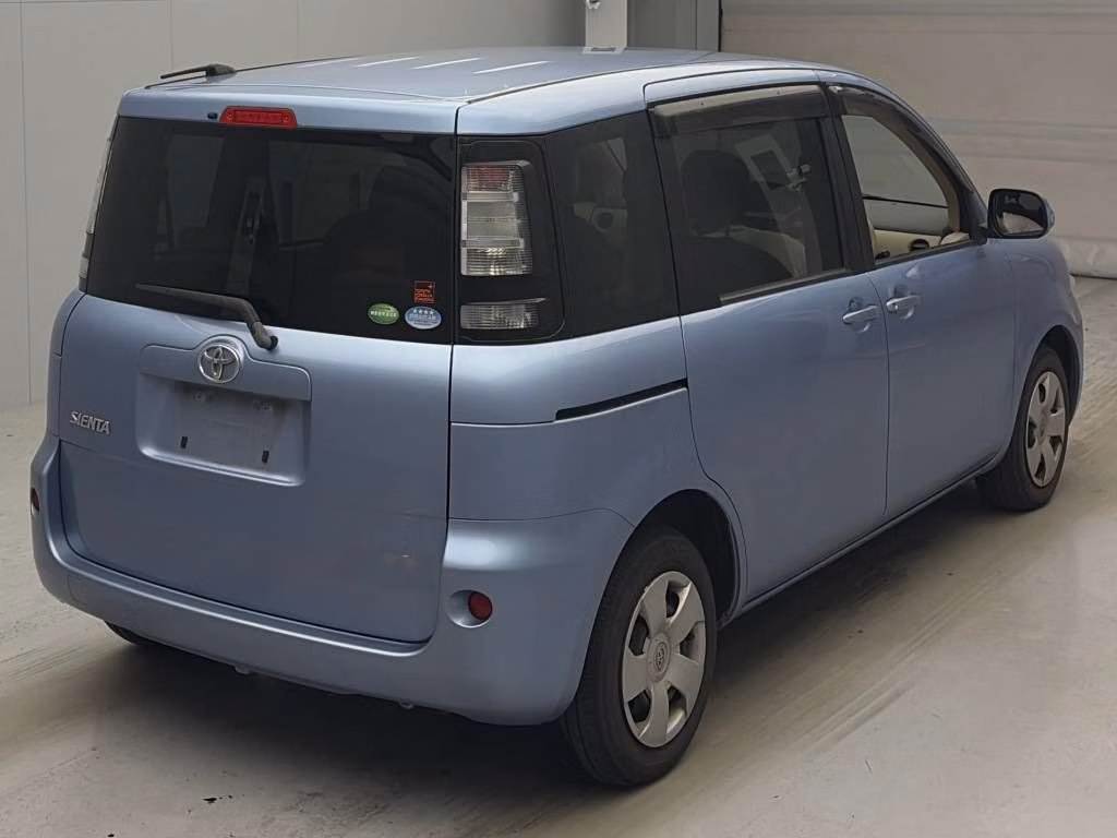 TOYOTA SIENTA