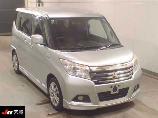 MITSUBISHI DELICA D:2