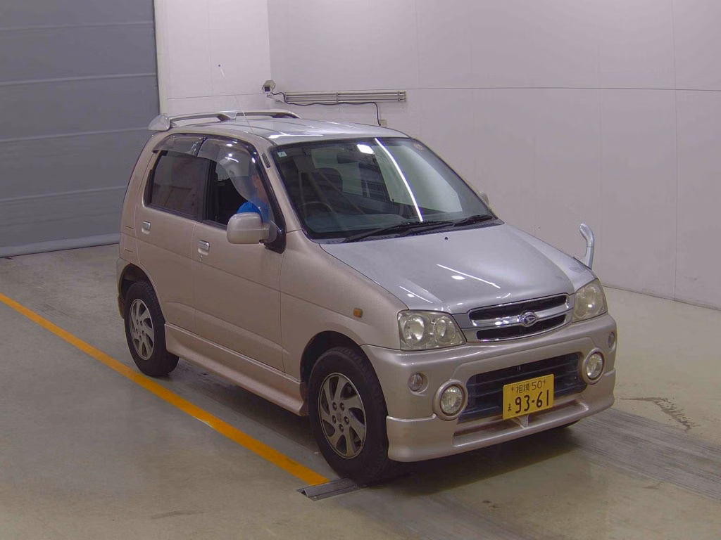 DAIHATSU TERIOS KID