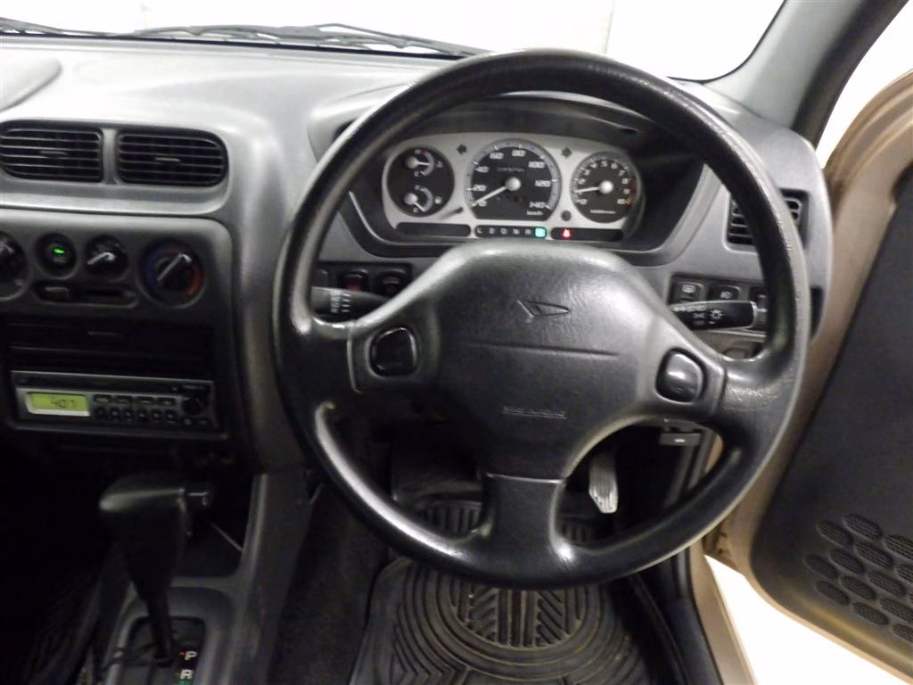 DAIHATSU TERIOS KID