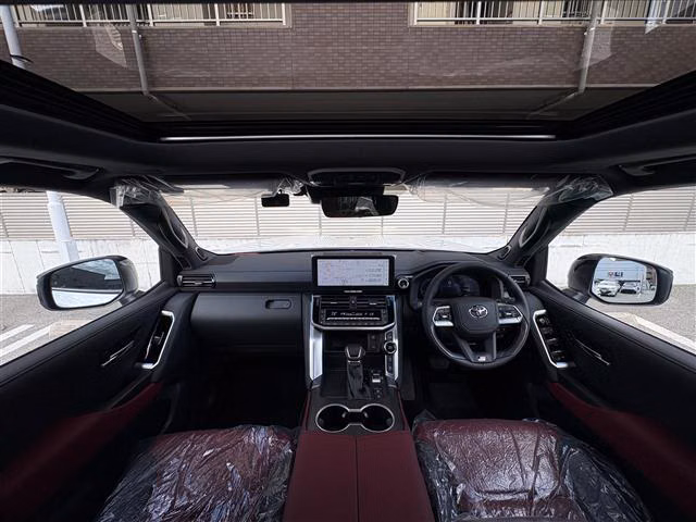 TOYOTA LAND CRUISER