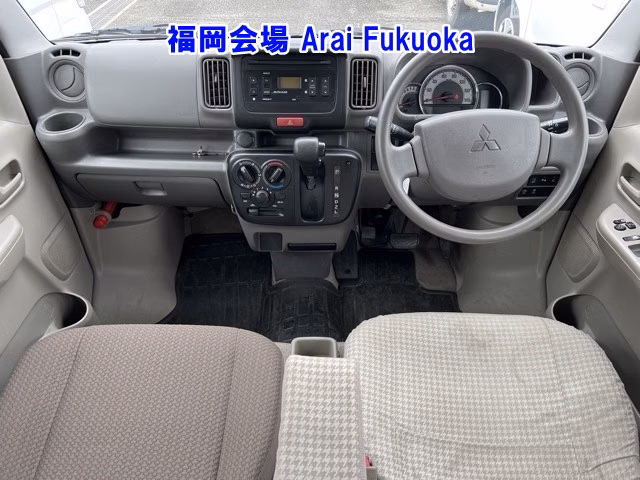 MITSUBISHI MINICAB