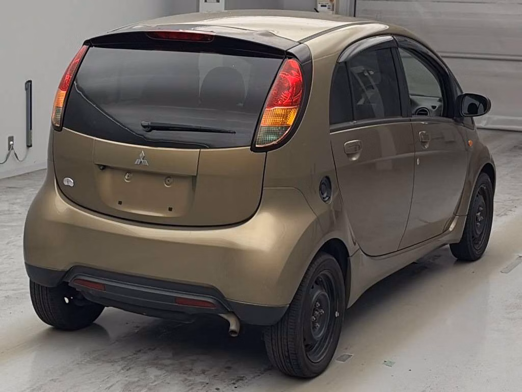 MITSUBISHI I