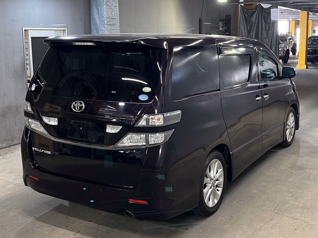 TOYOTA VELLFIRE