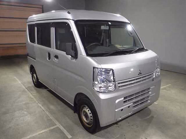 MITSUBISHI MINICAB