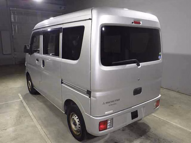 MITSUBISHI MINICAB