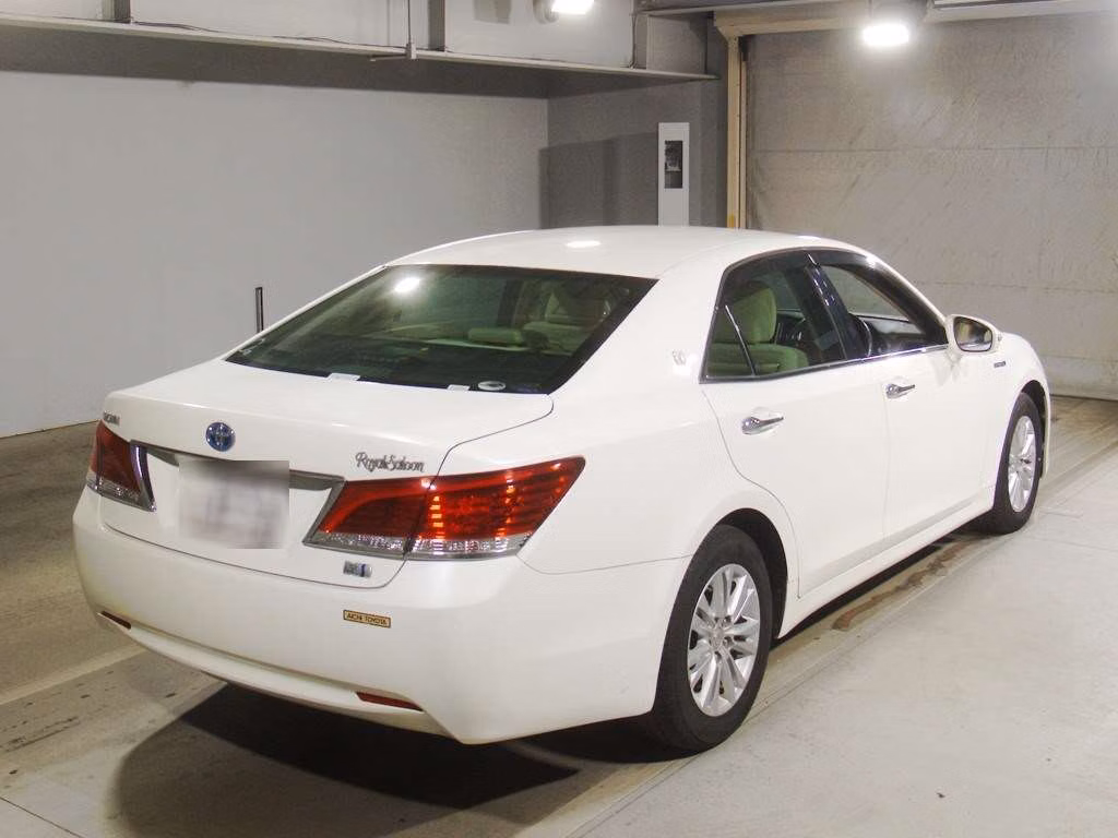 TOYOTA CROWN