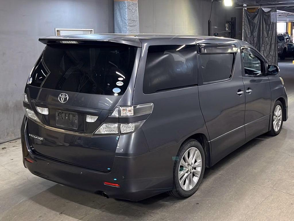 TOYOTA VELLFIRE
