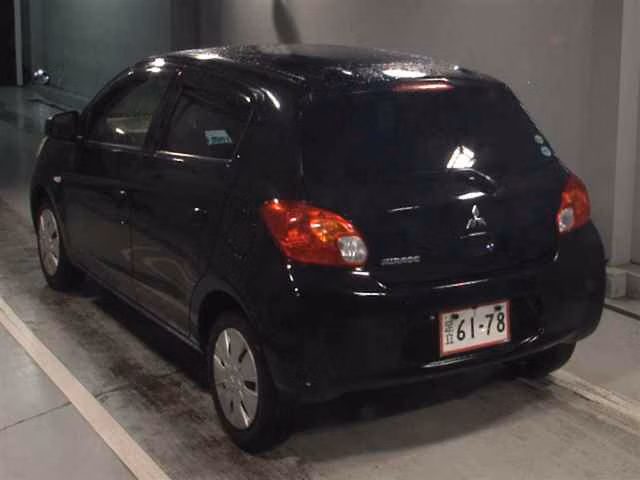 MITSUBISHI MIRAGE