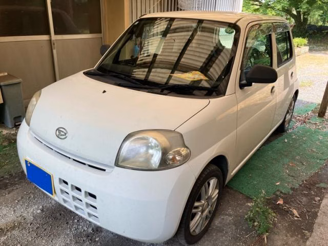 DAIHATSU ESSE