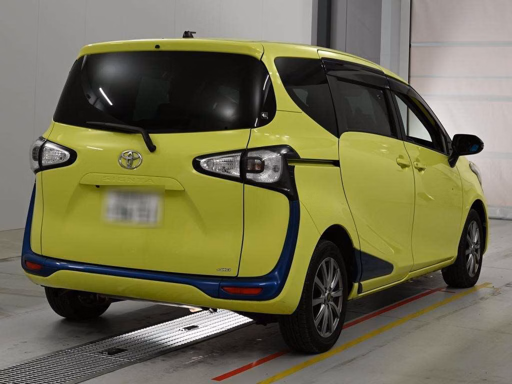 TOYOTA SIENTA