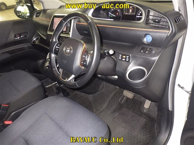 TOYOTA SIENTA