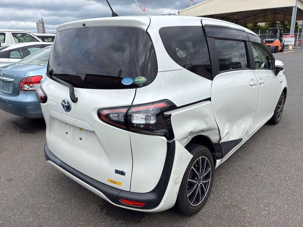 TOYOTA SIENTA
