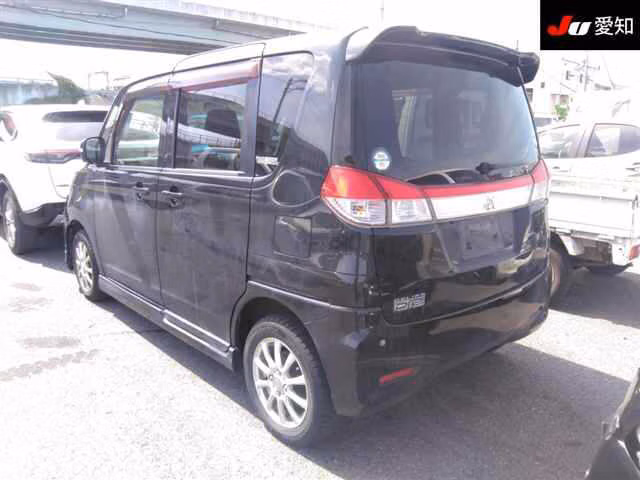 MITSUBISHI DELICA D:2