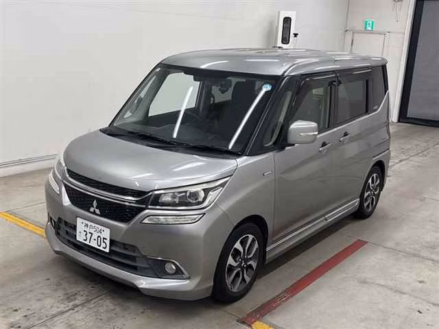 MITSUBISHI DELICA D:2