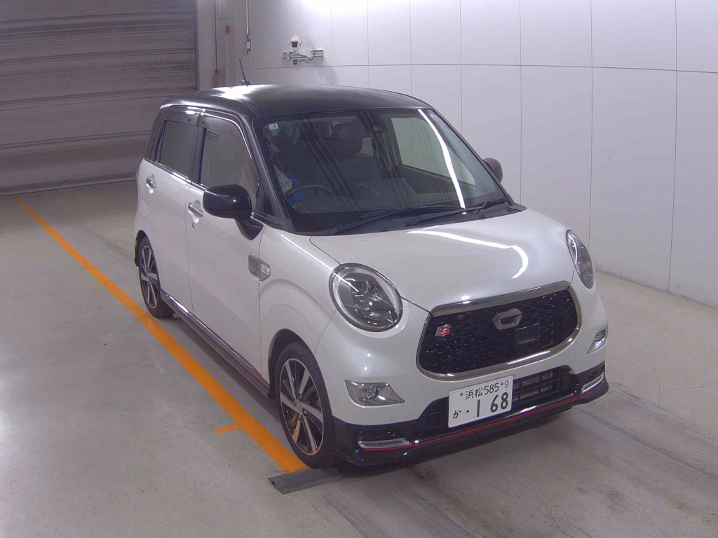 DAIHATSU CAST