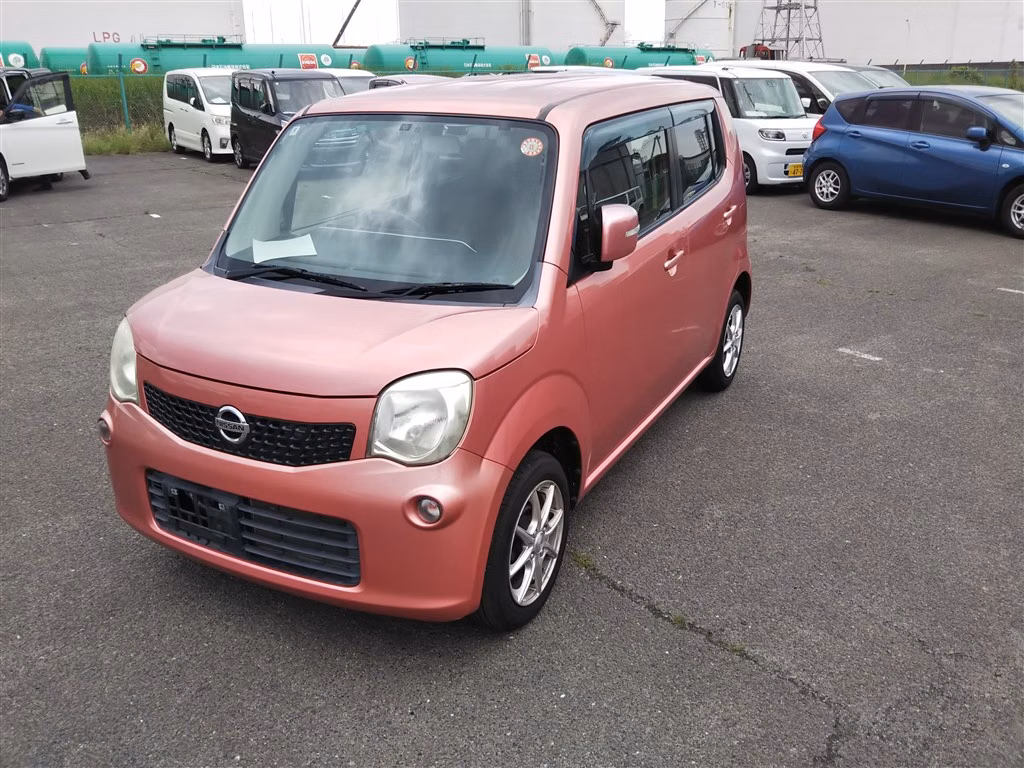 NISSAN MOCO