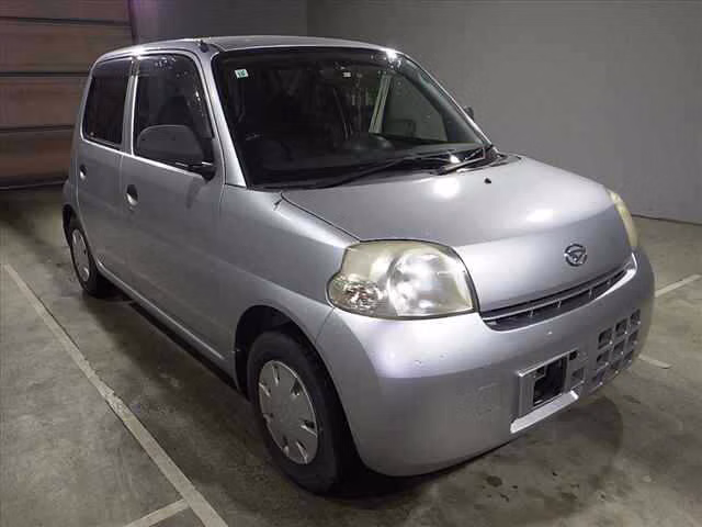 DAIHATSU ESSE