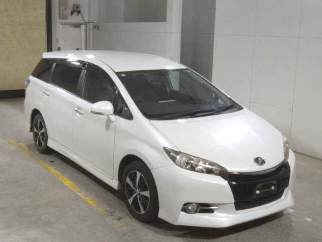 TOYOTA WISH
