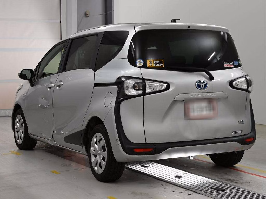 TOYOTA SIENTA