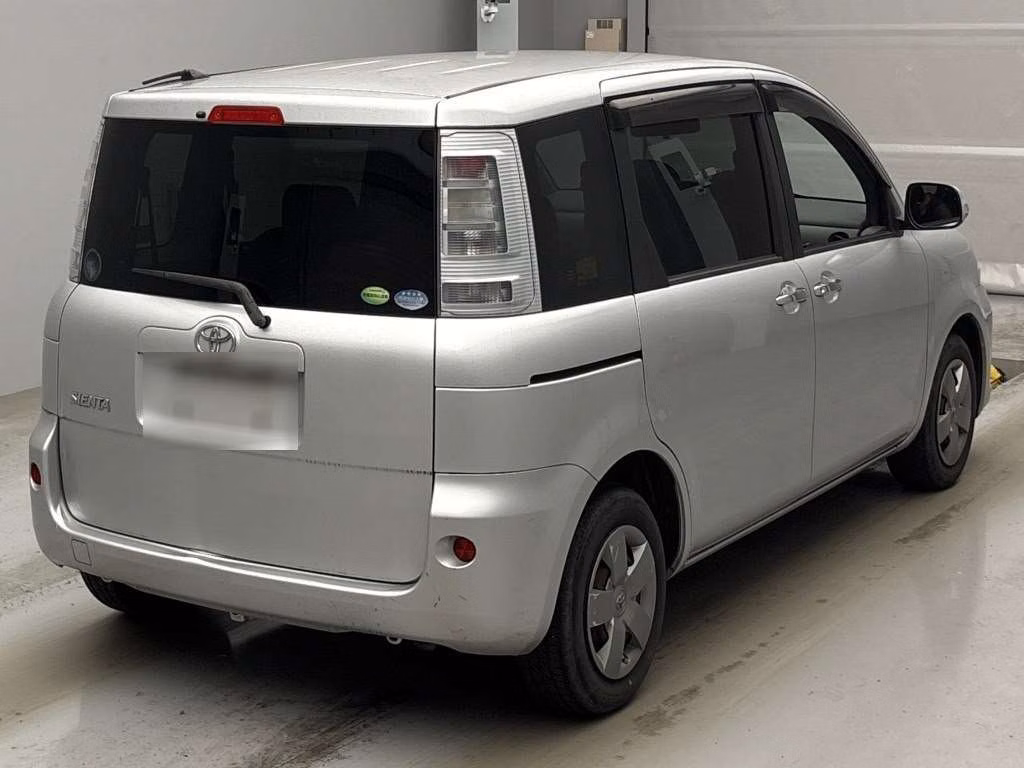 TOYOTA SIENTA