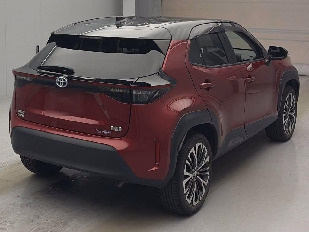 TOYOTA YARIS CROSS