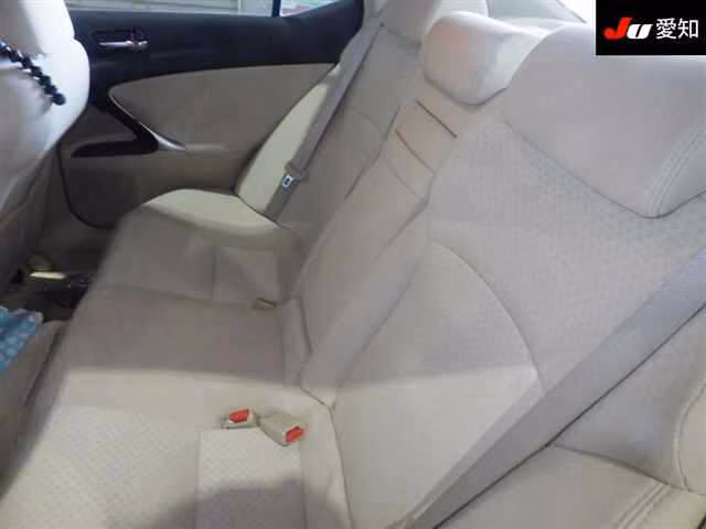 LEXUS IS250