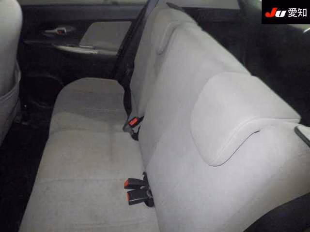 TOYOTA IST