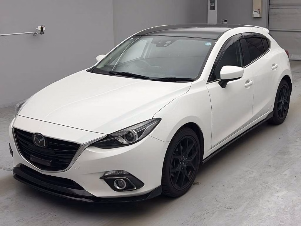 MAZDA AXELA