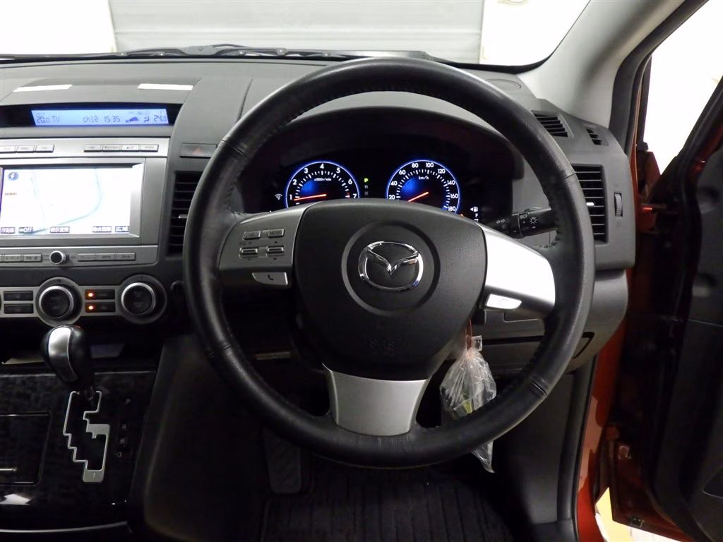 MAZDA MPV