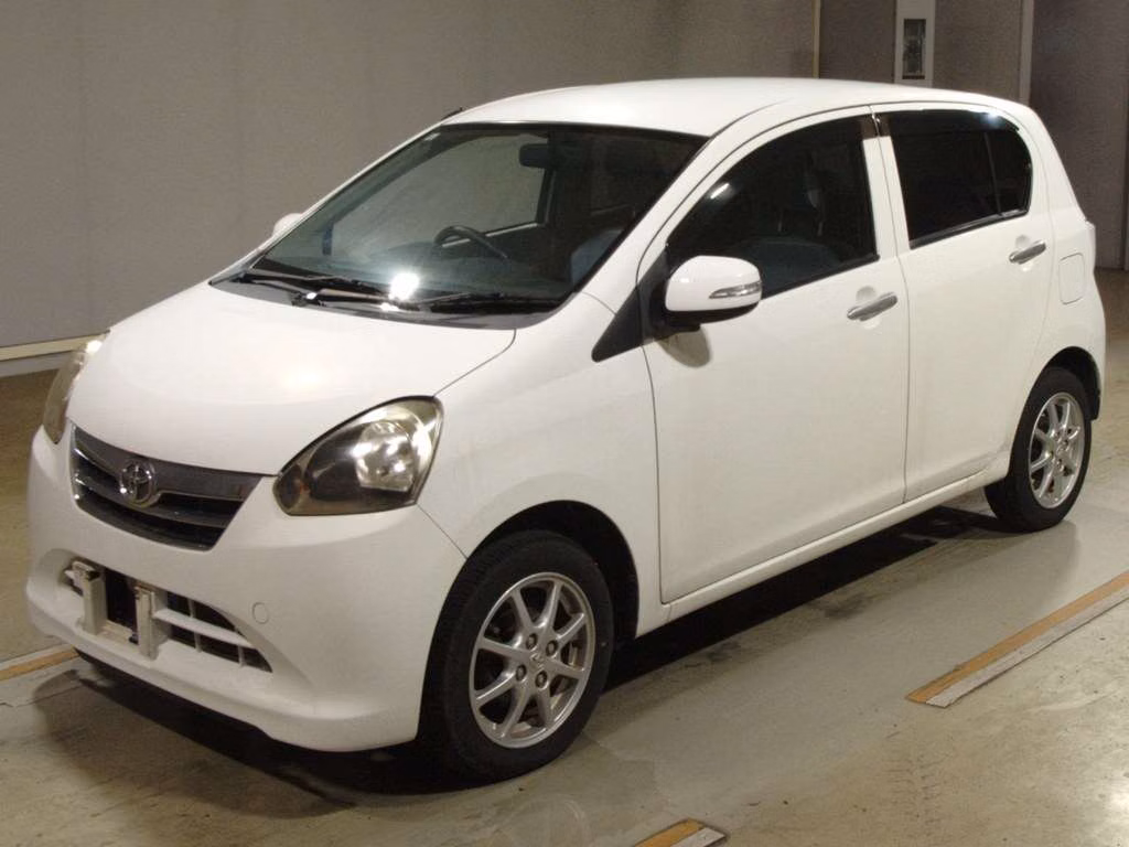 TOYOTA PIXIS EPOCH