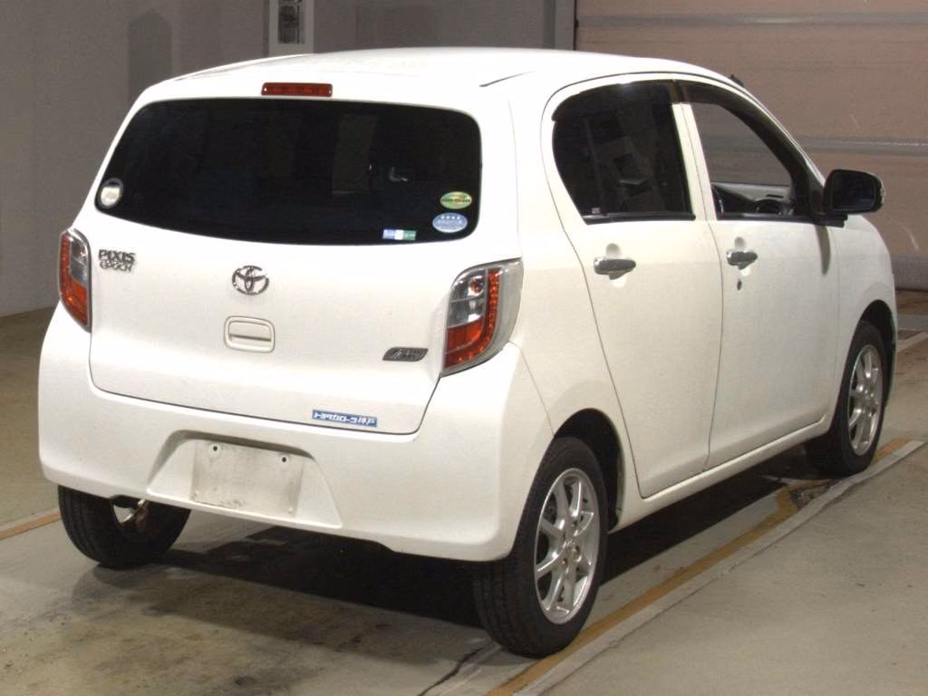 TOYOTA PIXIS EPOCH