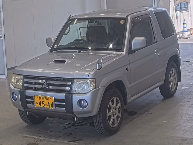 MITSUBISHI PAJERO MINI