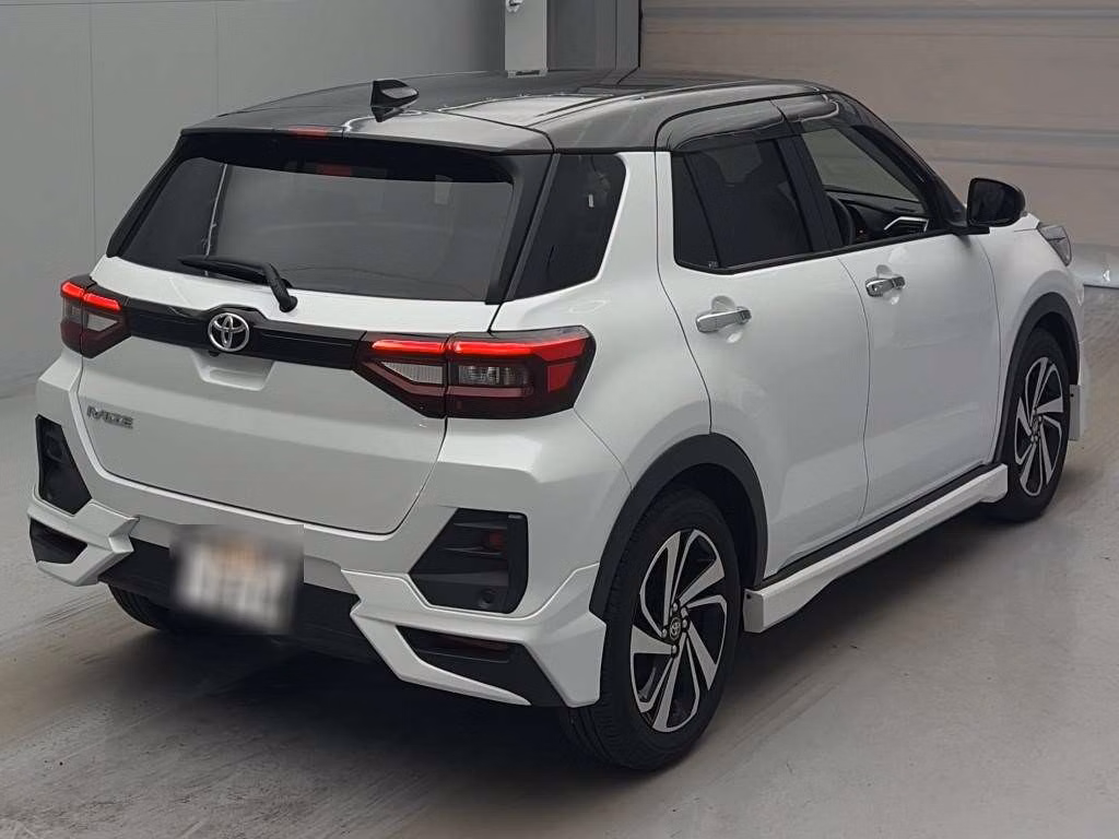 TOYOTA RAIZE