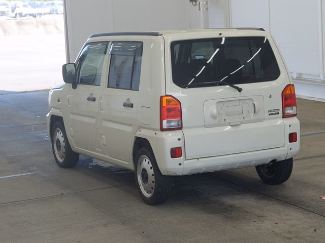 DAIHATSU NAKED