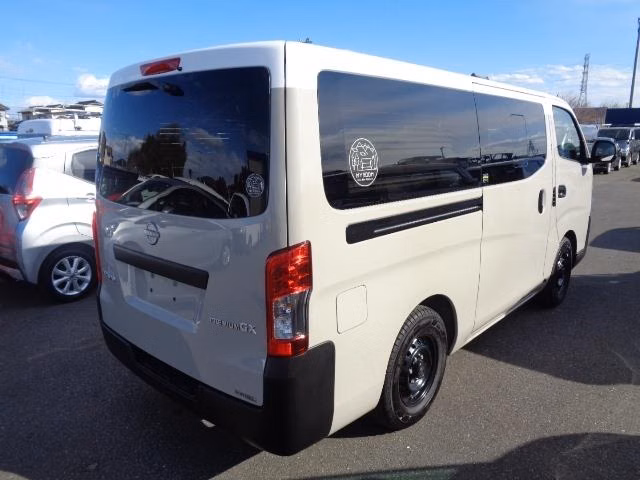 NISSAN CARAVAN