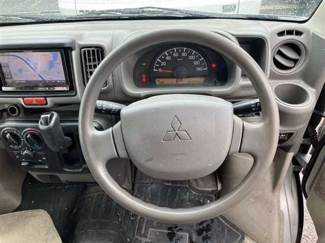 MITSUBISHI MINICAB