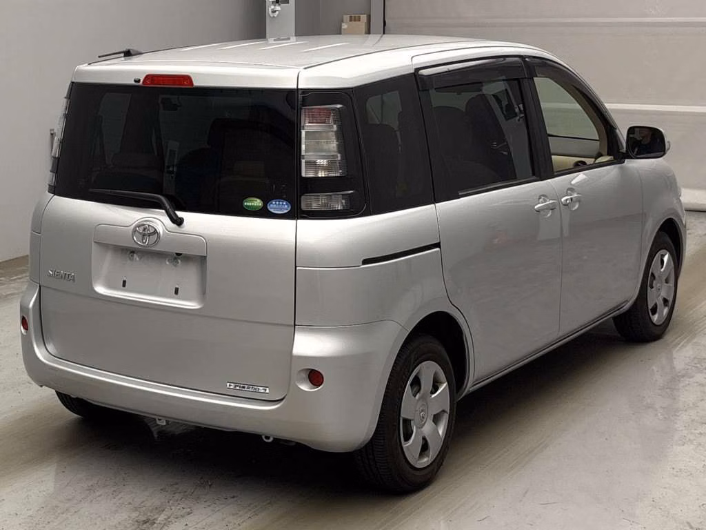 TOYOTA SIENTA