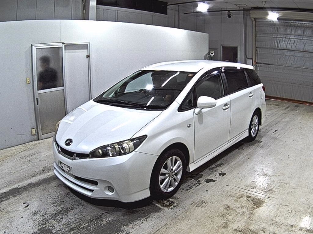 TOYOTA WISH