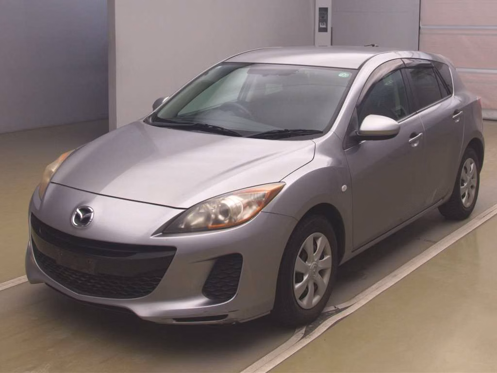 MAZDA AXELA