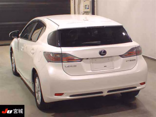 LEXUS CT200H