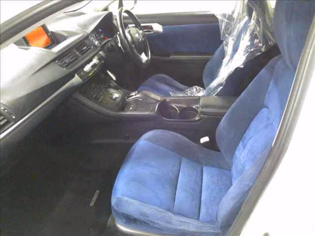 LEXUS CT200H