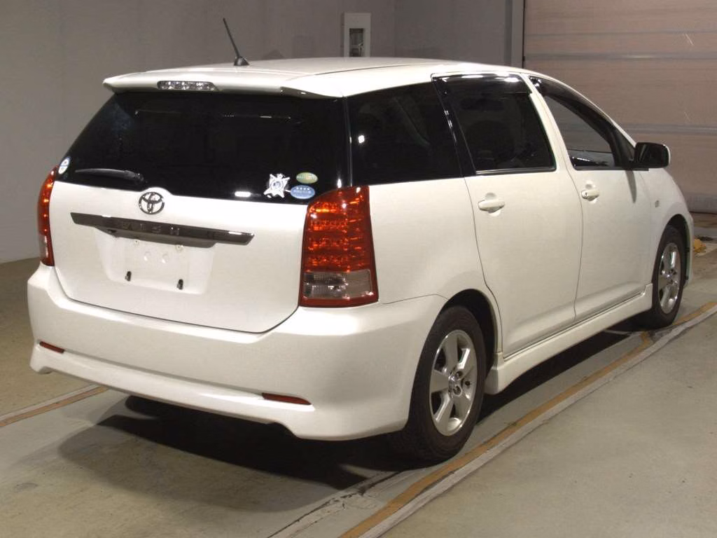TOYOTA WISH