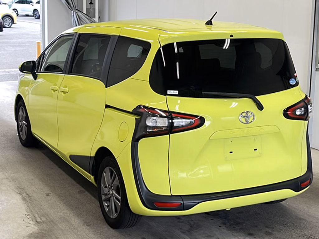 TOYOTA SIENTA