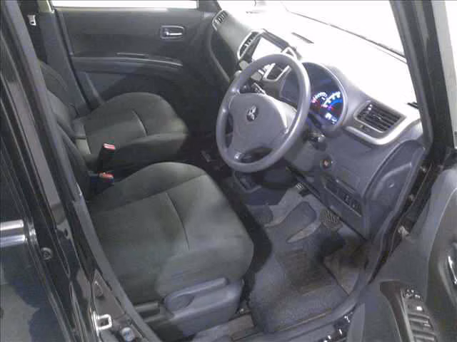 MITSUBISHI DELICA D:2